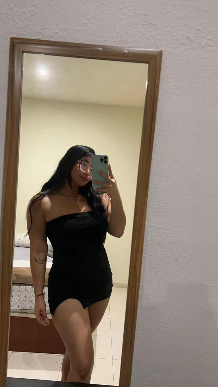 JOVENCITA FIESTERA NUEVA EN LA ZONA