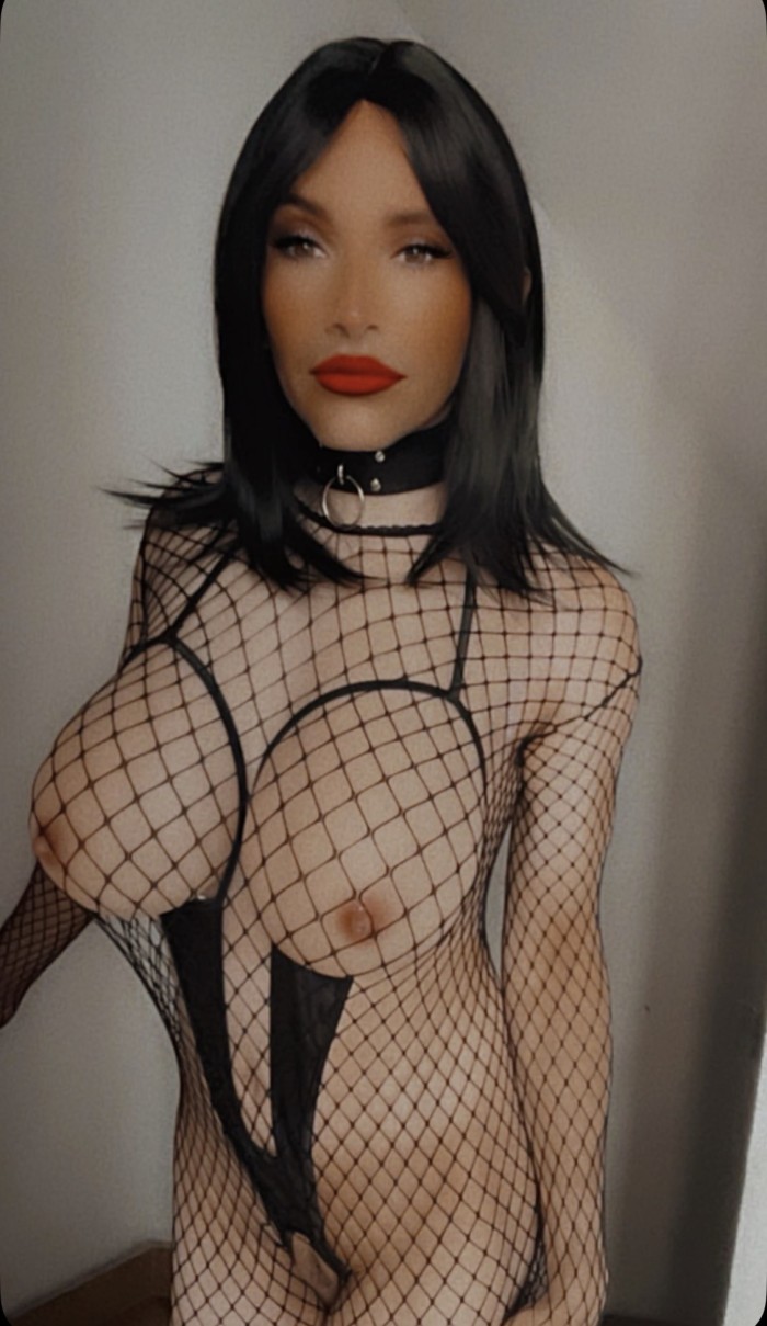 Vendo vídeos caseros muy calientes 3×25€ más fotos