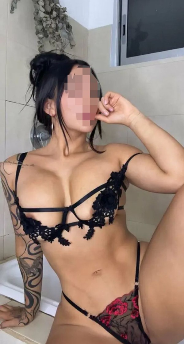 JOVENCITA GUAPA NUEVA EN SANTA CATALINA