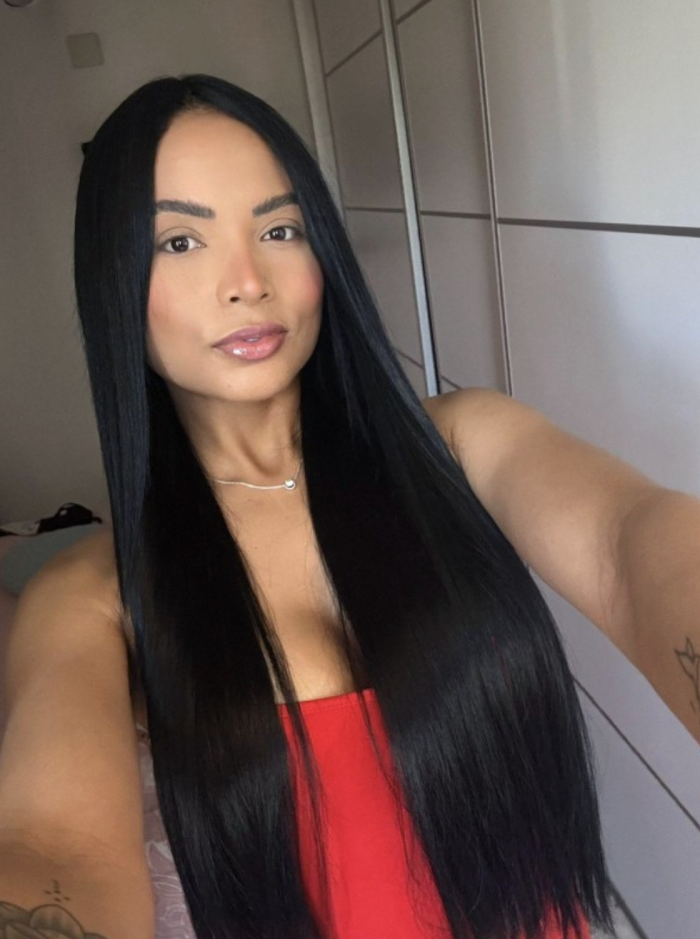 HORARIO DE 11:00 A 02:00 ¡VEN Y PASEMOS UN RICO ENCUENTRO! SOY NOVEDAD
