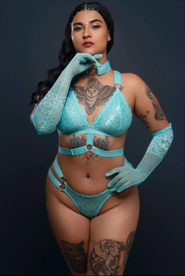 NOVEDAD EN AGUADULCE CHICA SENSUAL Y ARDIENTE