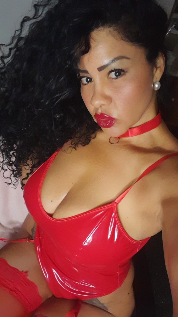 !! SUPER ESPECIAL MORENAZA !! BRENDA GUAPA Y DIVERTIDA EN ALBACETE CENTRO !