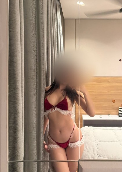 JOVENCITA CARIÑOSA FIESTERA