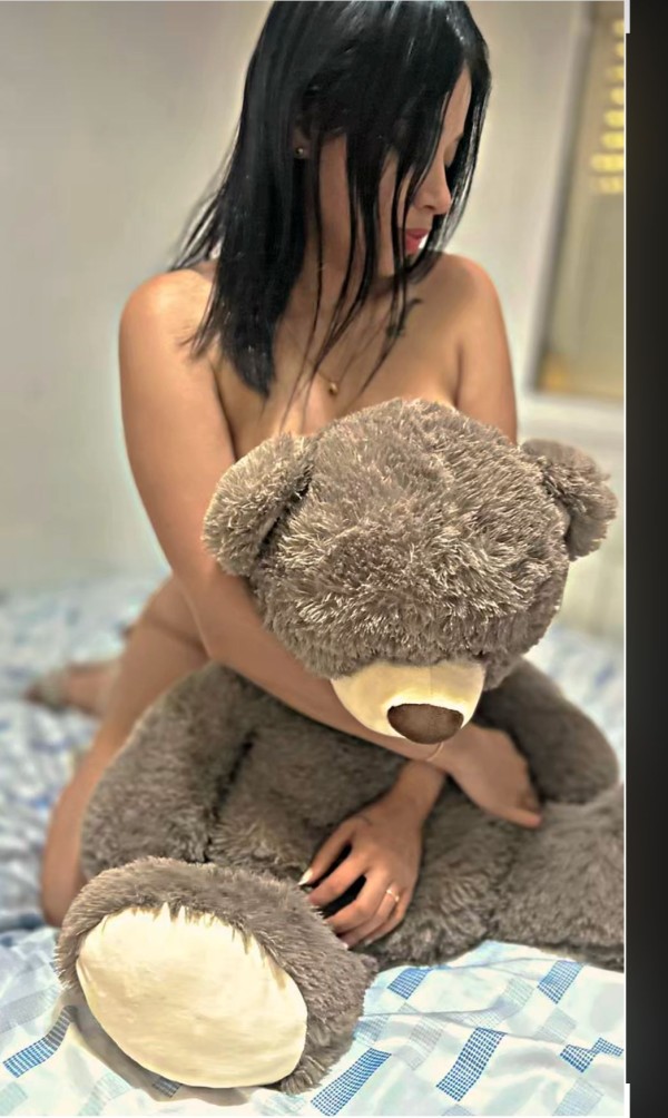 Colombiana recién llegada a tu ciudad