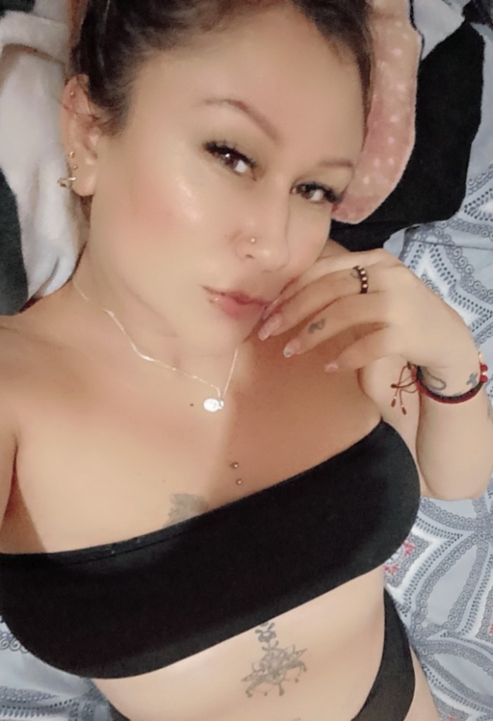 COLOMBIANA CON GANAS DE TODOS LLÁMAME