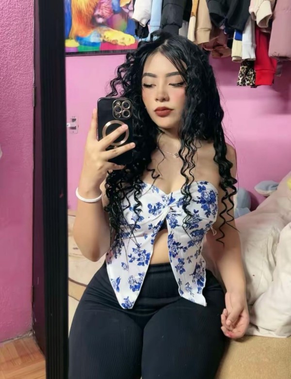 ESCORT CACHONDA ARDIENTE FIESTERA SENSUAL