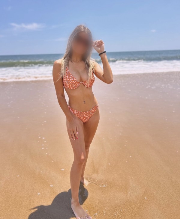 Dalila, joven paraguaya desde 15 euros