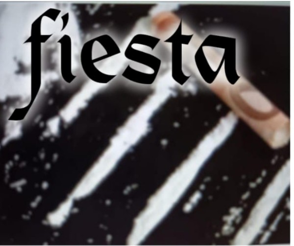 Paraguaya caliente morbosa entregada fiestera viciosa y muy besucona