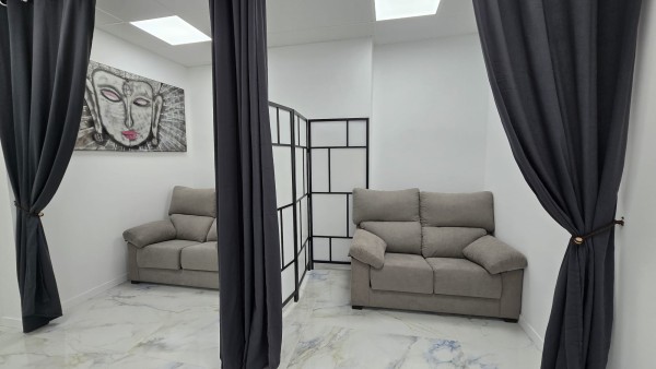 HABITACIONES CHICAS INDEPENDIENTES