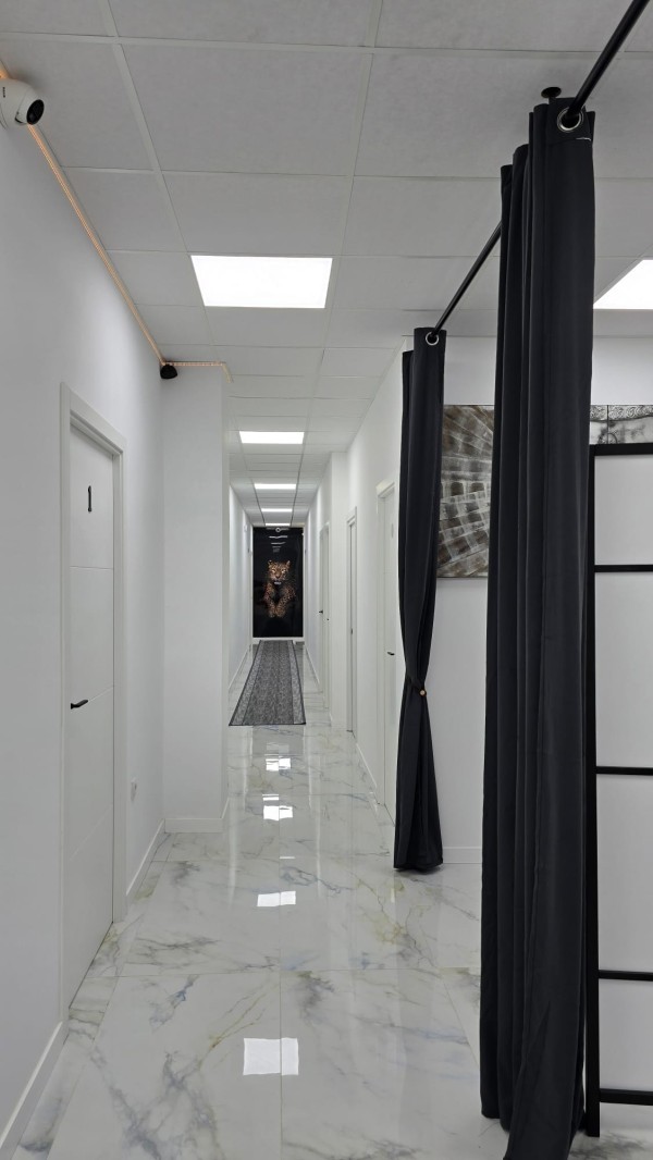 HABITACIONES CHICAS INDEPENDIENTES