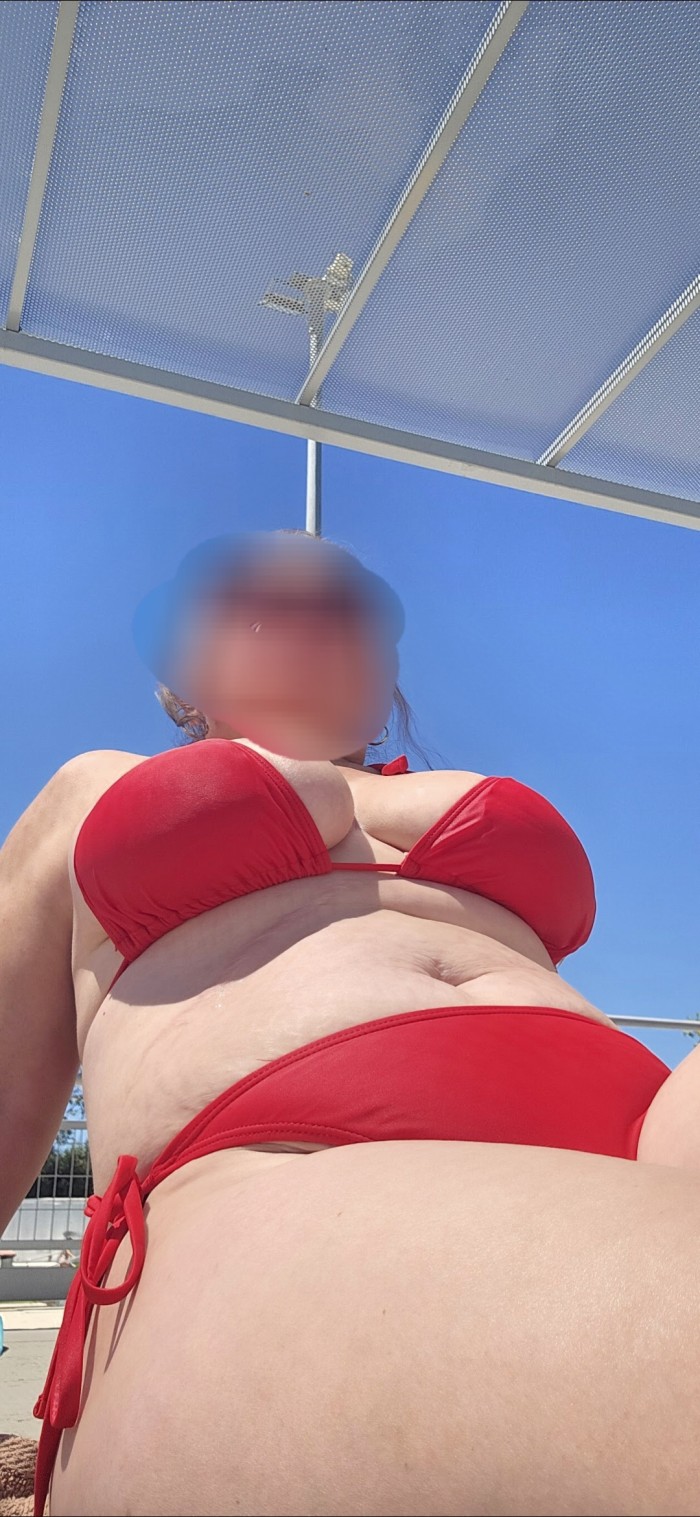 Una rica madurita amateur