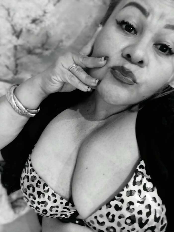APASIONADA SENSUAL COMPLACIENTE BUENA AMANTE