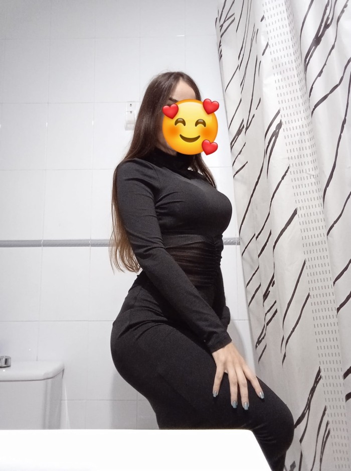 SOY MARTA, ESPAÑOLA DULCE Y CALUROSA