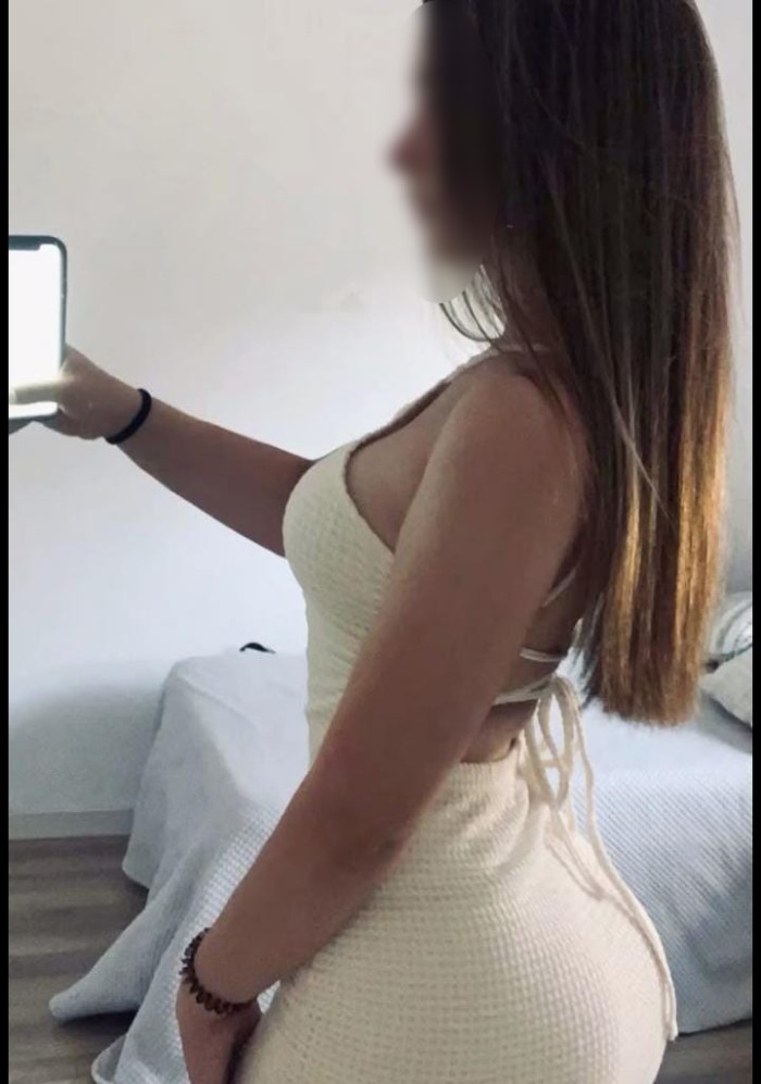 LISA PRECIOSA RUBIA JOVENCITA MUY ARDIENTE Y CARIÑOSA 24H EN JEREZ