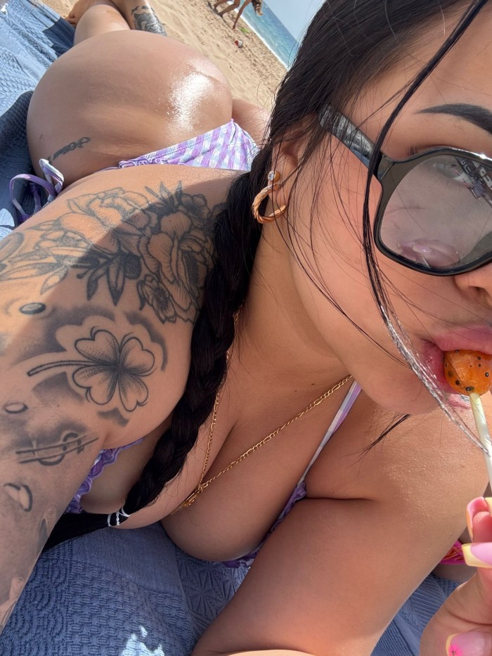 ZOE – 25 Años | PAWG Curvy y Explosiva en Fueng