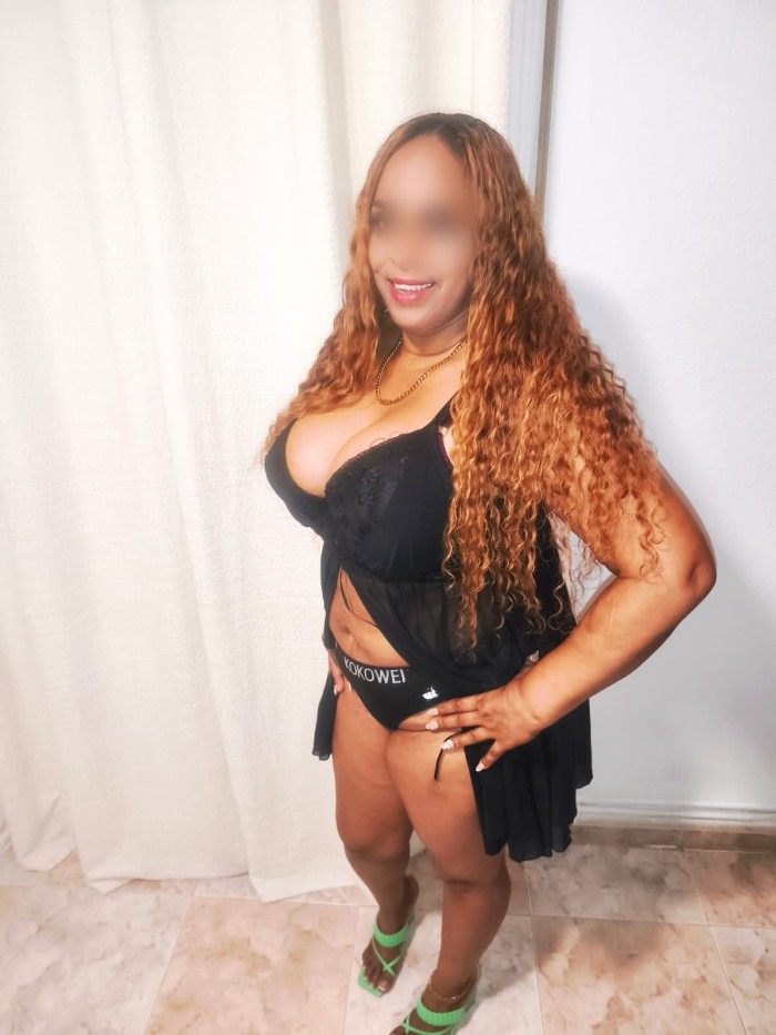 EN ZAIDIN BOMBA DE SEXO COMPLACIENTE A TUS CAPRICH