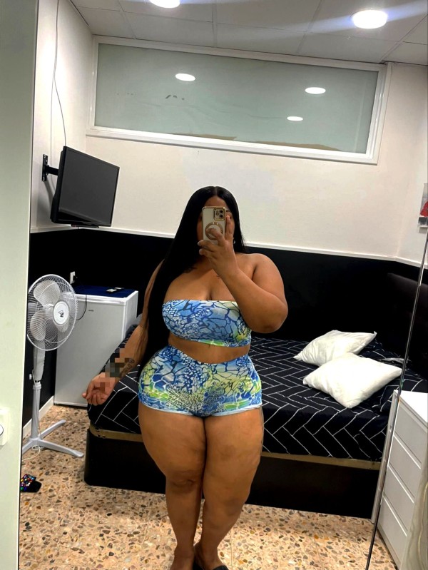 NOVEDAD MORENA CURVY MULTIORGASMICA FOGOSA MORBOSA FIESTERA ARDIENTE