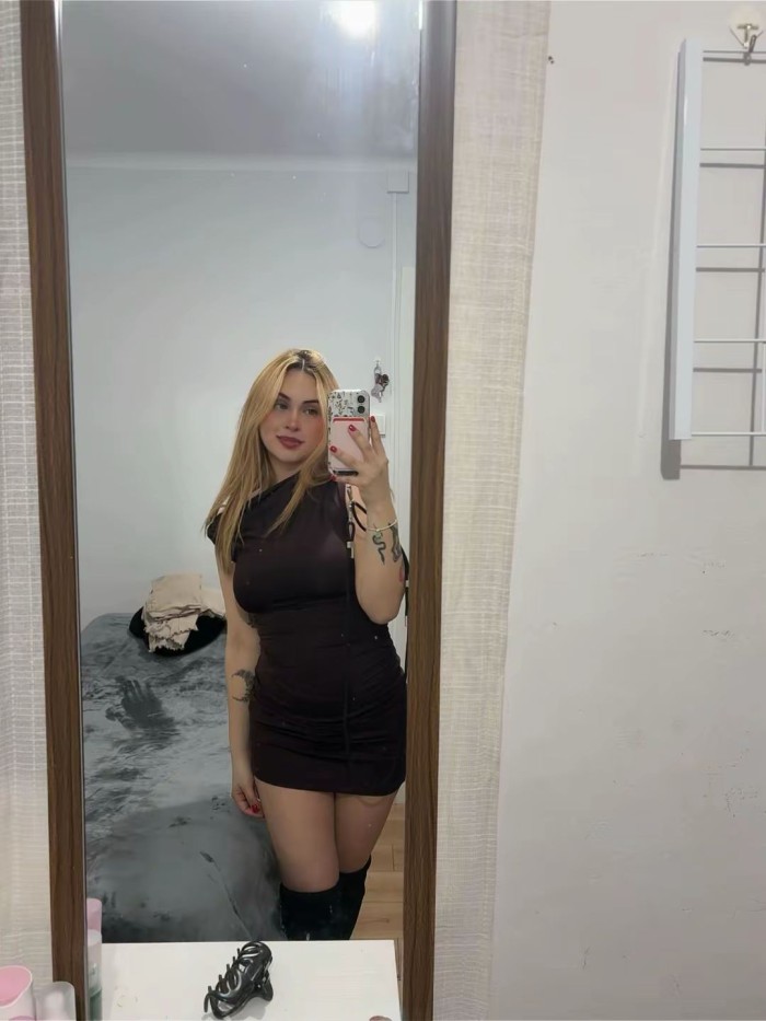 DELGADITA CACHONDITA BIEN RICA EN PEÑISCOLA