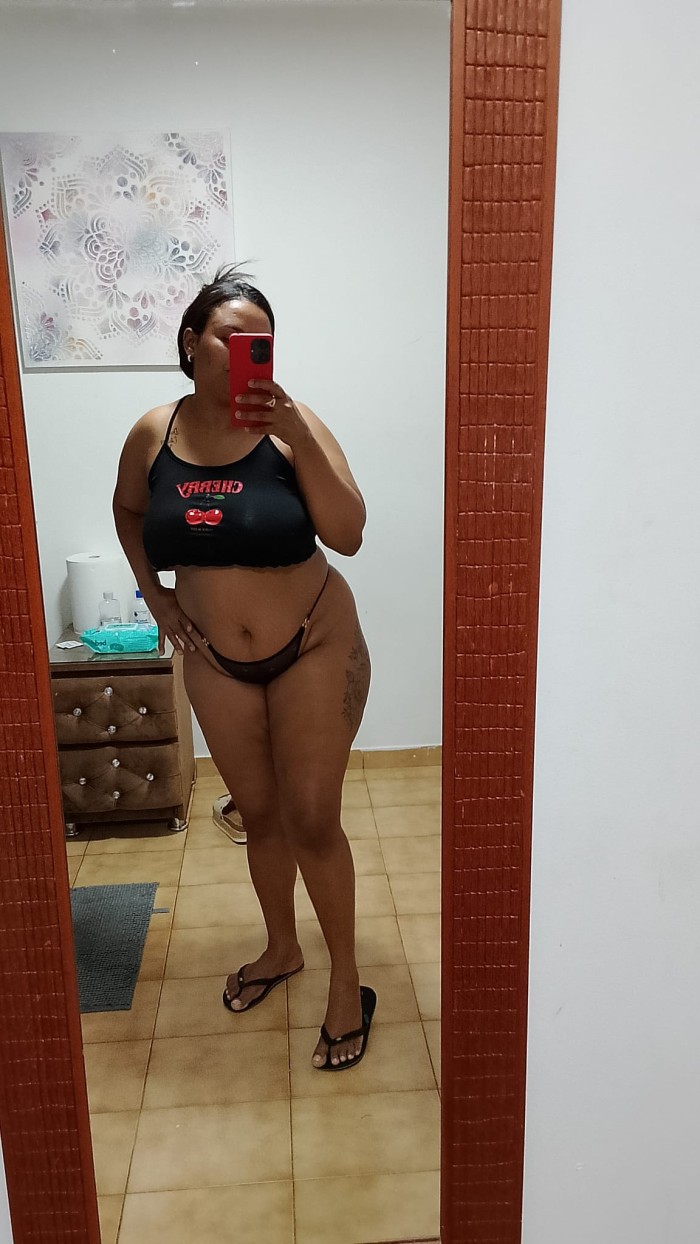 EN PALAMOS SENSUAL  ARDIENTE BOMBA DE SEXO