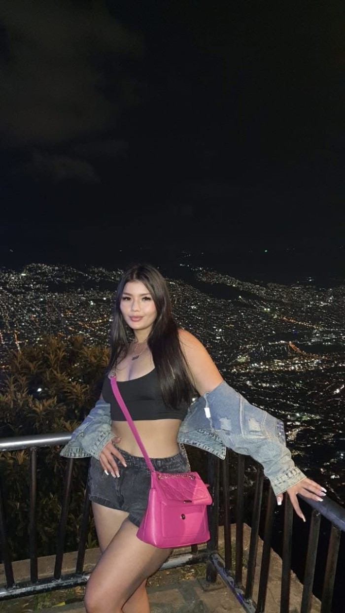 JUGUETONA,IMPLICADA Y SEXY COLOMBIANA, 674589906