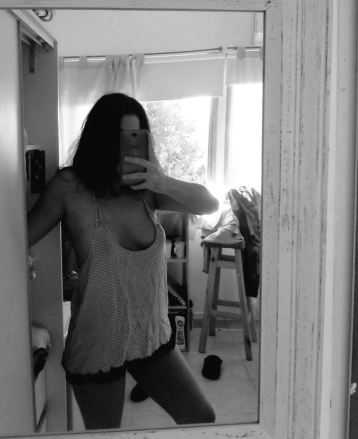 Eva, joven paraguaya desde 15 euros