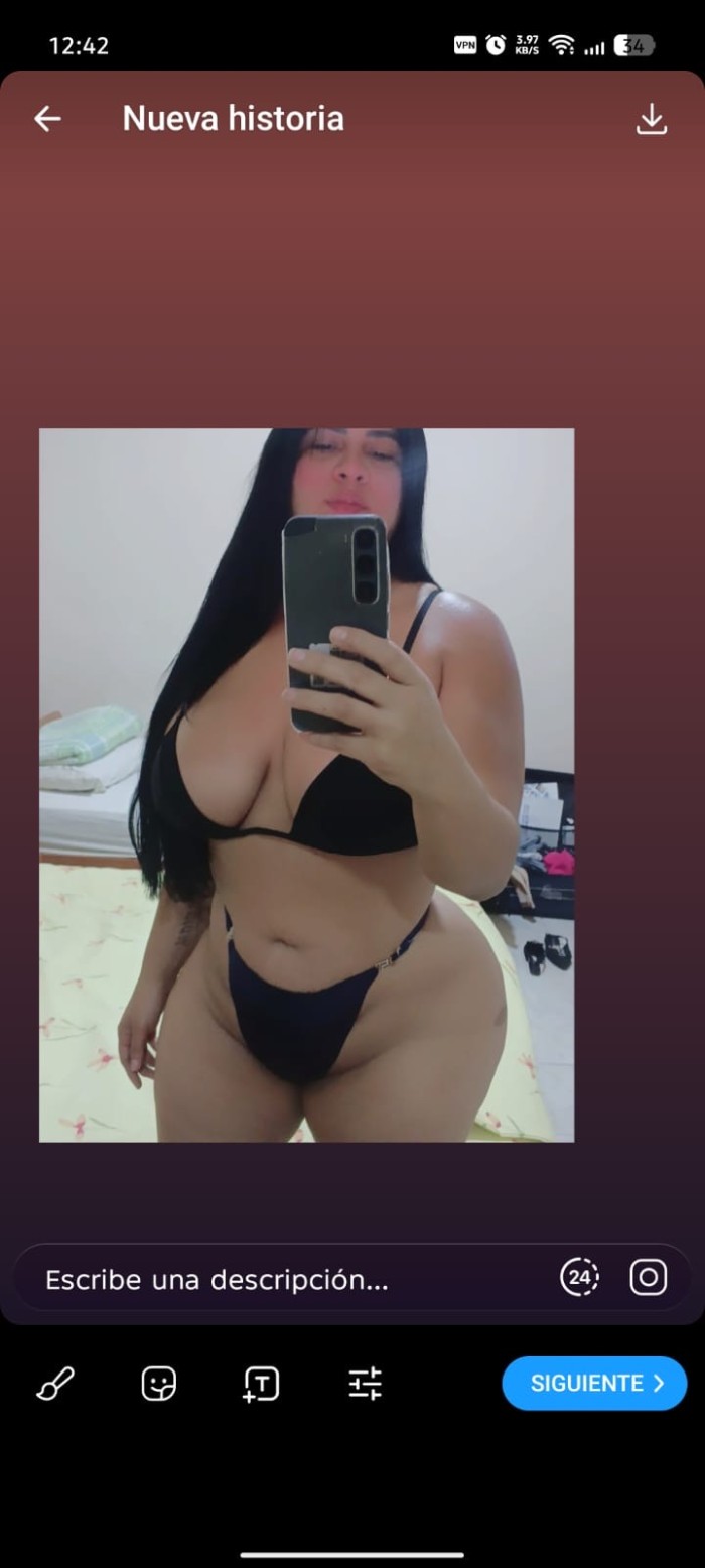 Latina, Bella y esbelta en Tenerife Sur