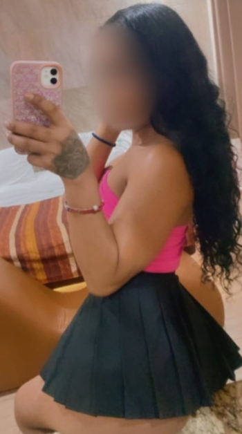 CHICA TRANS ENTREGADA LUJURIOSA CACHONDA COMPLACIE