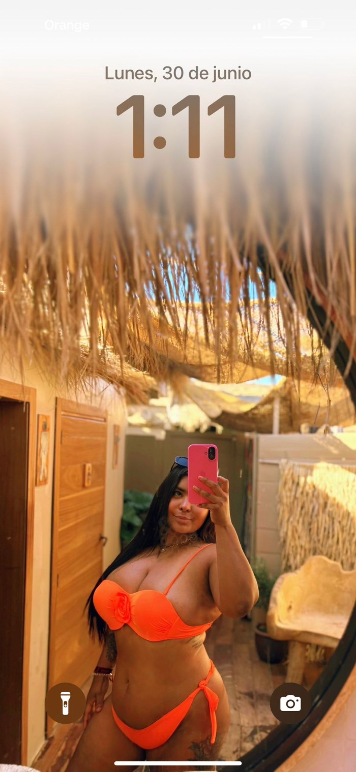 EN FATIMA COMPLACIENTE SENSUAL DESEOSA DE SEXO