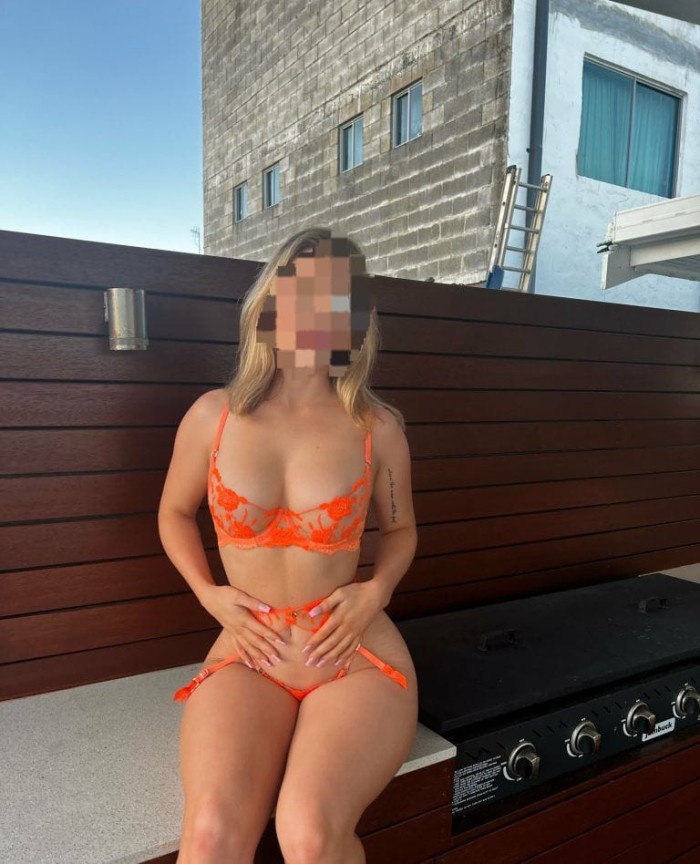 PARAGUAYA SENSUAL BOMBA DE SEXO ARDIENTE