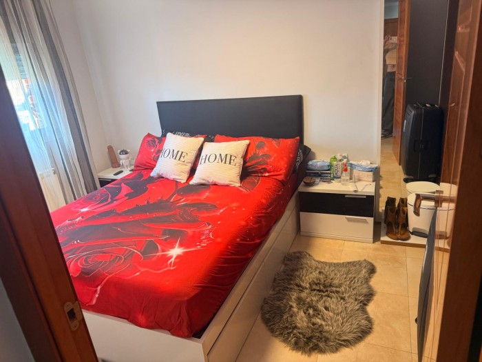 HABITACIÓN DISPONIBLE