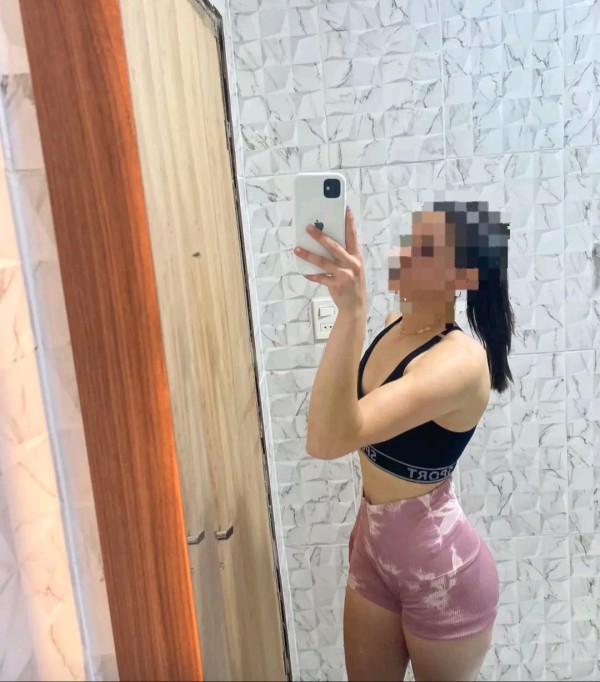 Nueva en el mundo de Escorts, Recién llegada
