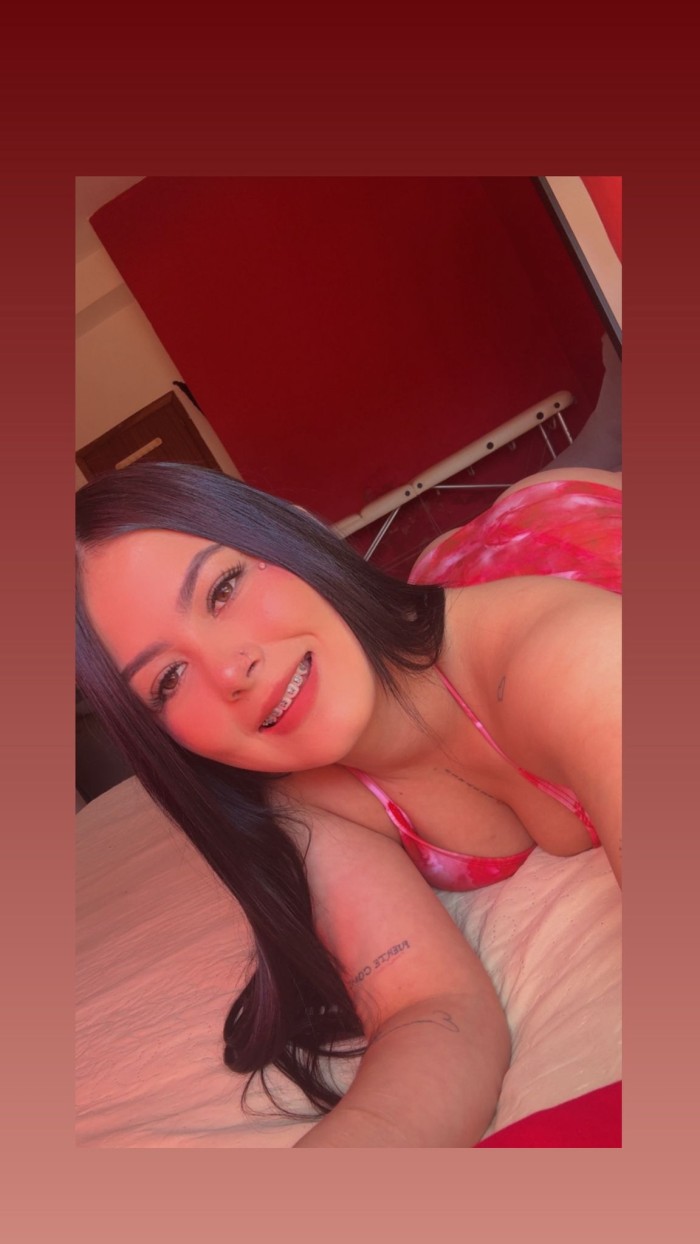JOVENCITA CANARIA FIESTERA 1 VEZ EN VILLAGARCÍA