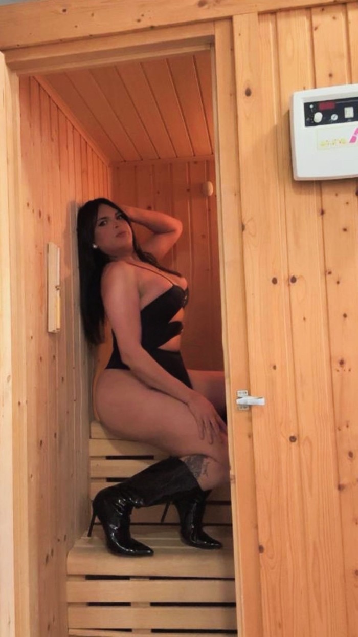 CHICA TRANS LATINA SUPER FEMENINA