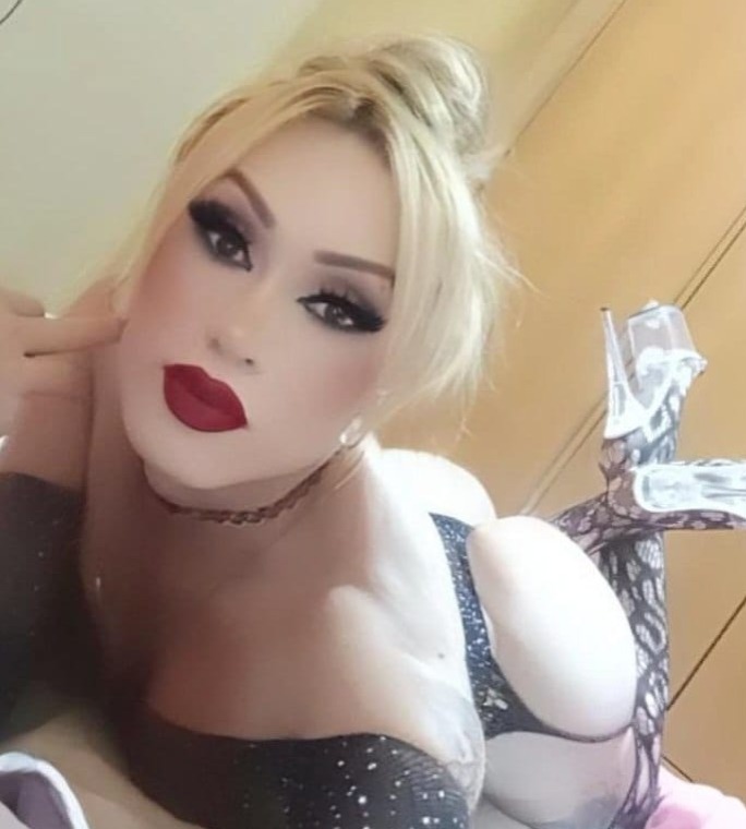 EN BENIDORM SENSUAL ESCORT VERSATIL ARDIENTE