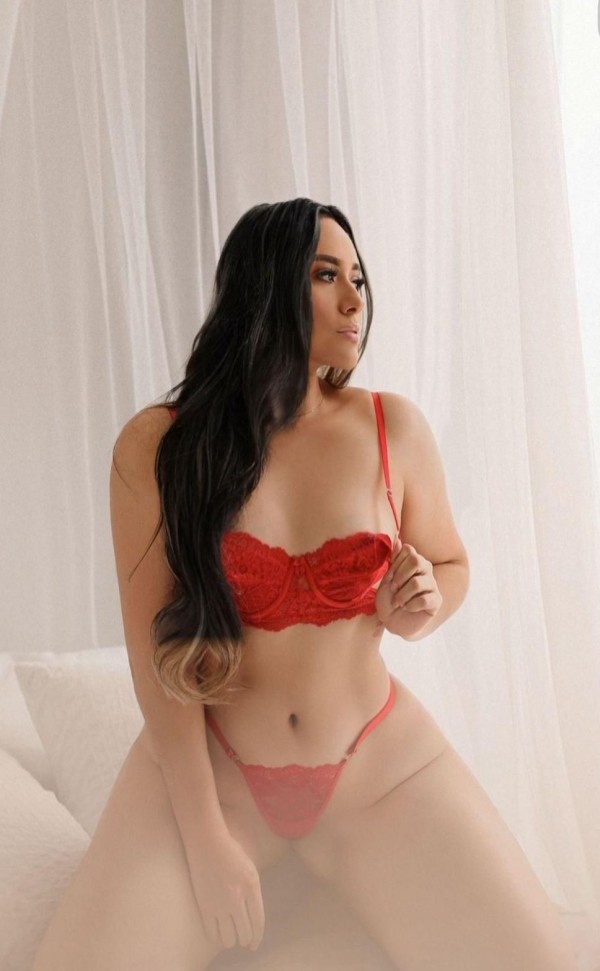 EN SEVILLA SENSUAL ESCORT DE LUJO CACHONDA ARDIEN