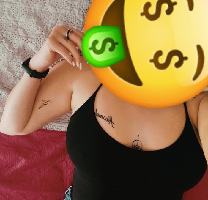 JOVEN ARDIENTE FIESTERA VICIOSA