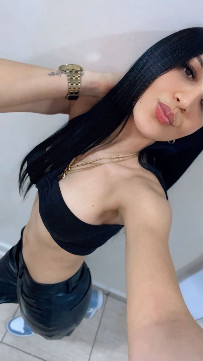 DANIELA ATREVIDA SENSUAL EN AYAMONTE