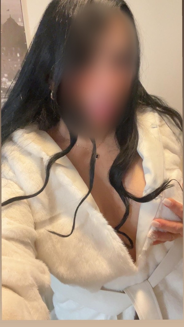APASIONADA DEL SEXO ARDIENTE Y MORBOSA