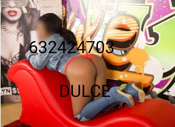 Novedad Denia Mulata Guapa Super cariñosa y Fiestera