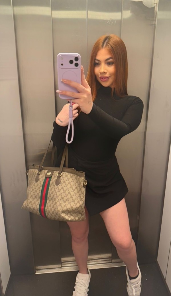 Soy ALEXANDRA una chica GUAPA y con ganas de pasarlo BIEN….