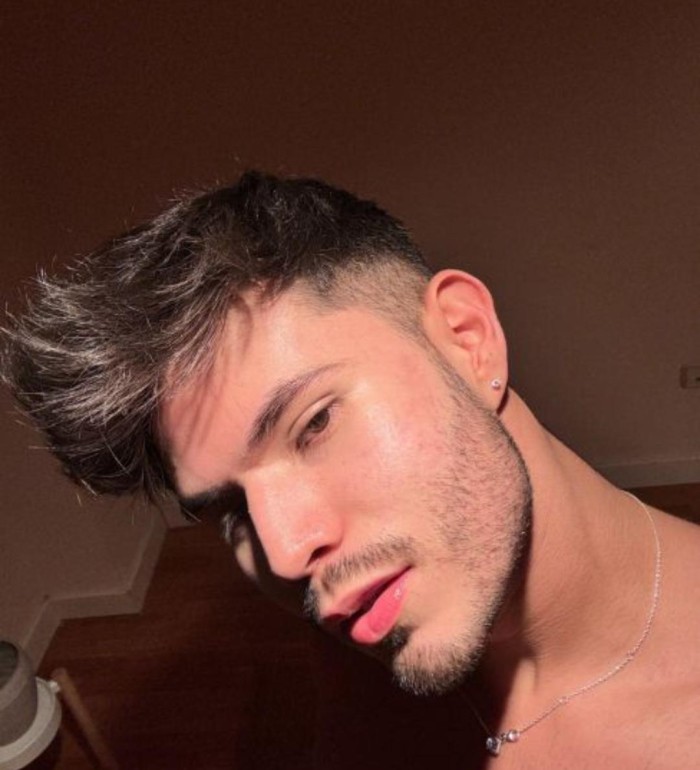 JOVENCITO 23 AÑITOS BUEN DOTADO TE DOY MI LECHITA