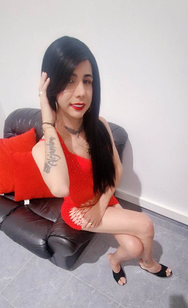 MORENAZA MUY PUTITA,POLLA DURA CULO TRAGON SIN LIM