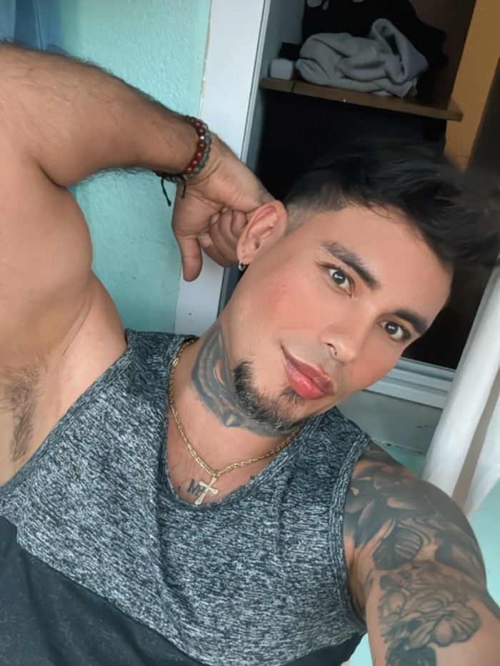 Latino majete buen rollo Alicante casado