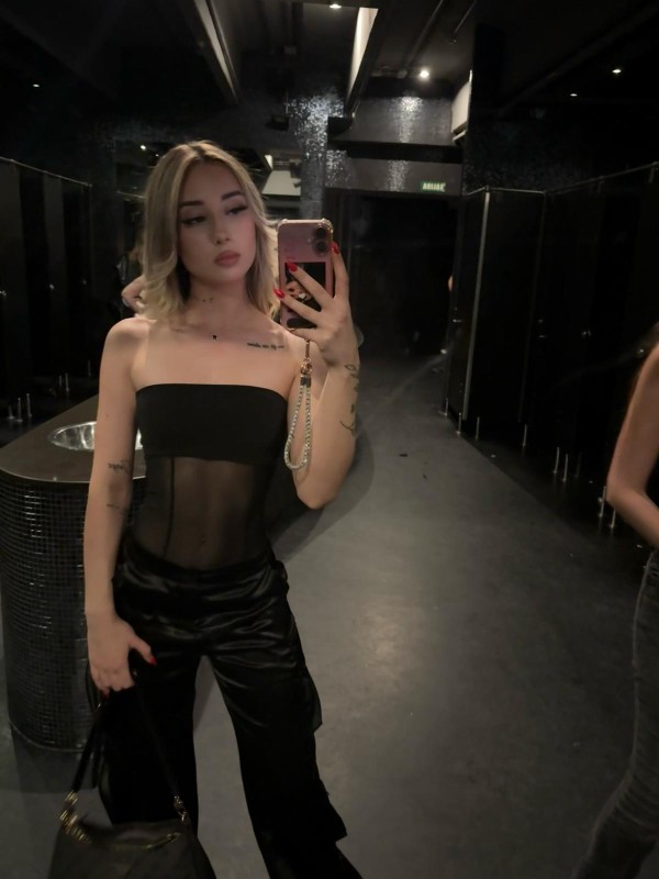 Natalia – Española Acompañante de Lujo en Ibiza