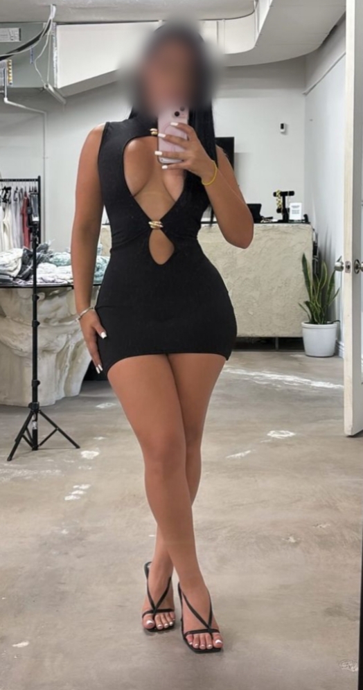 Yarisa dominicana hermosa recién llegada a Torrela