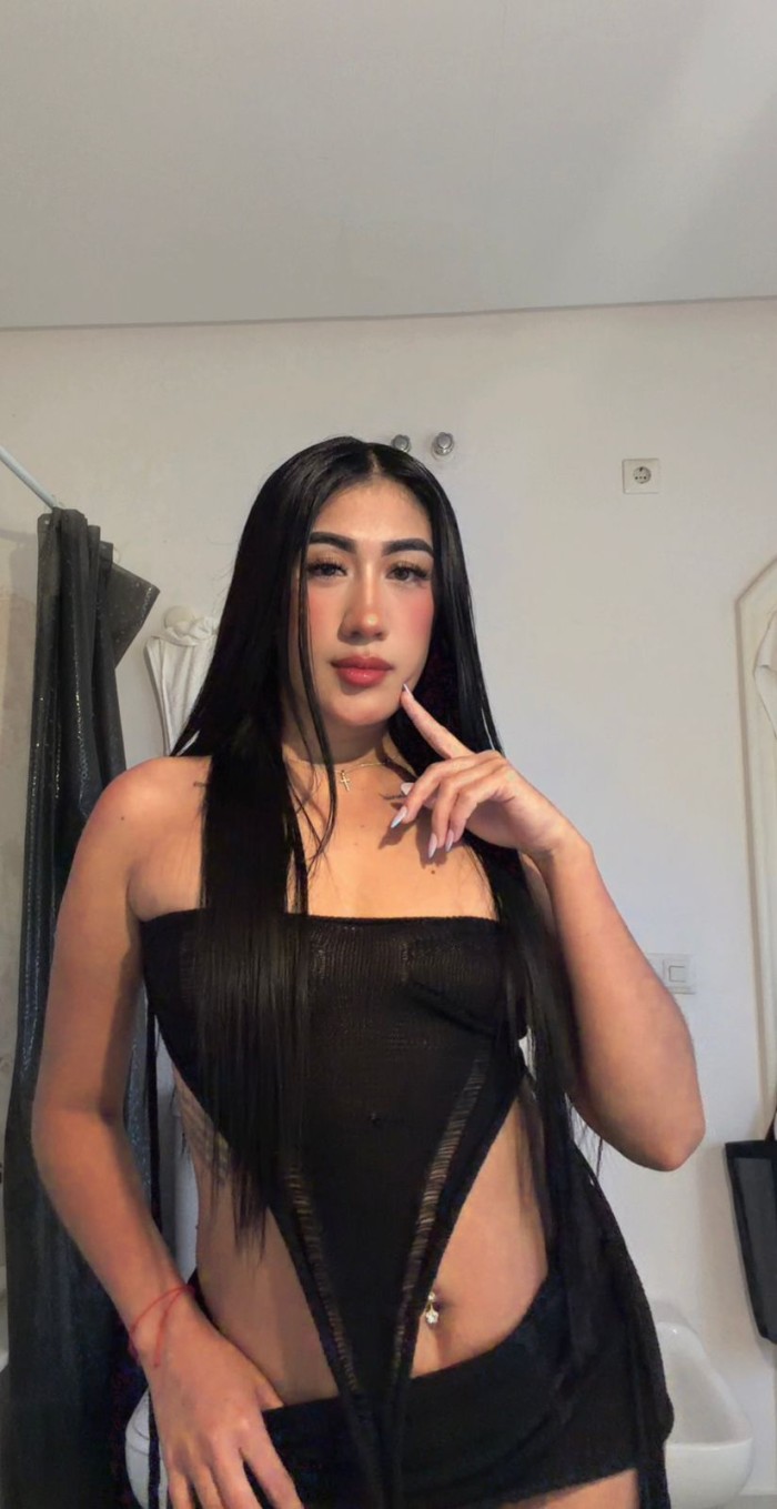 SARA: una latina elegante y apasionada, con un toq