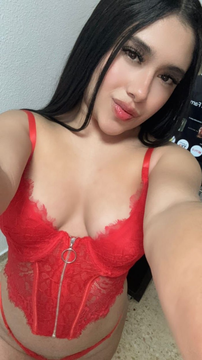 Top la más jovencita para pasarlo bien a tope