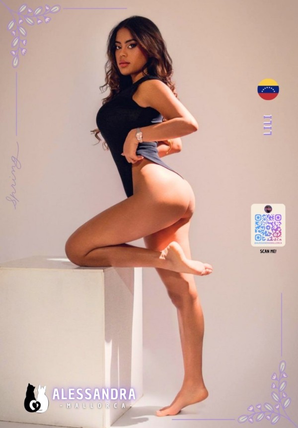 PRECIOSA ESCORT,  SENSUAL Y AMOROSA. ESCORT EN MALLORCA. DISPONIBLE 24/7