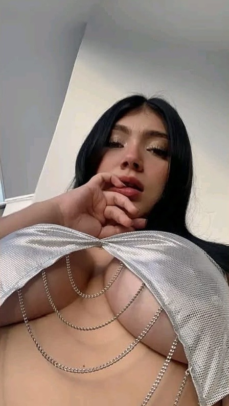 GABRIELA UNA JOVENCITA RECIÉN LLEGADA