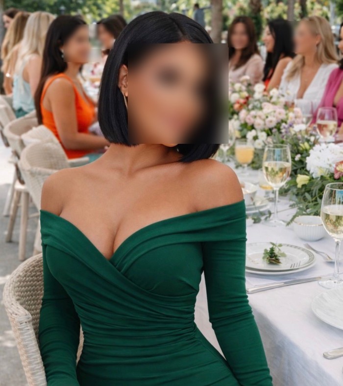 CORDOBESA MARIA, ELEGANTE,COMPLICE DE TU MIRADA